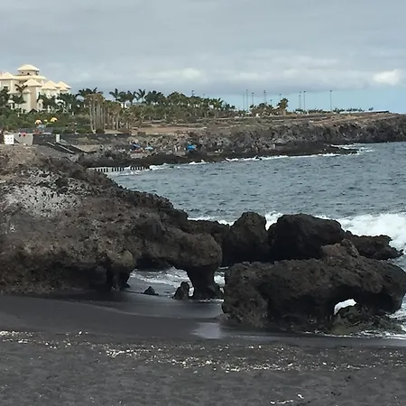 Playa La Arena Los Gigantos Puerto de Santiago (Tenerife)